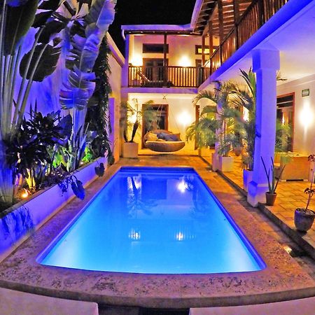 Hotel And Coffe Azul León Екстериор снимка