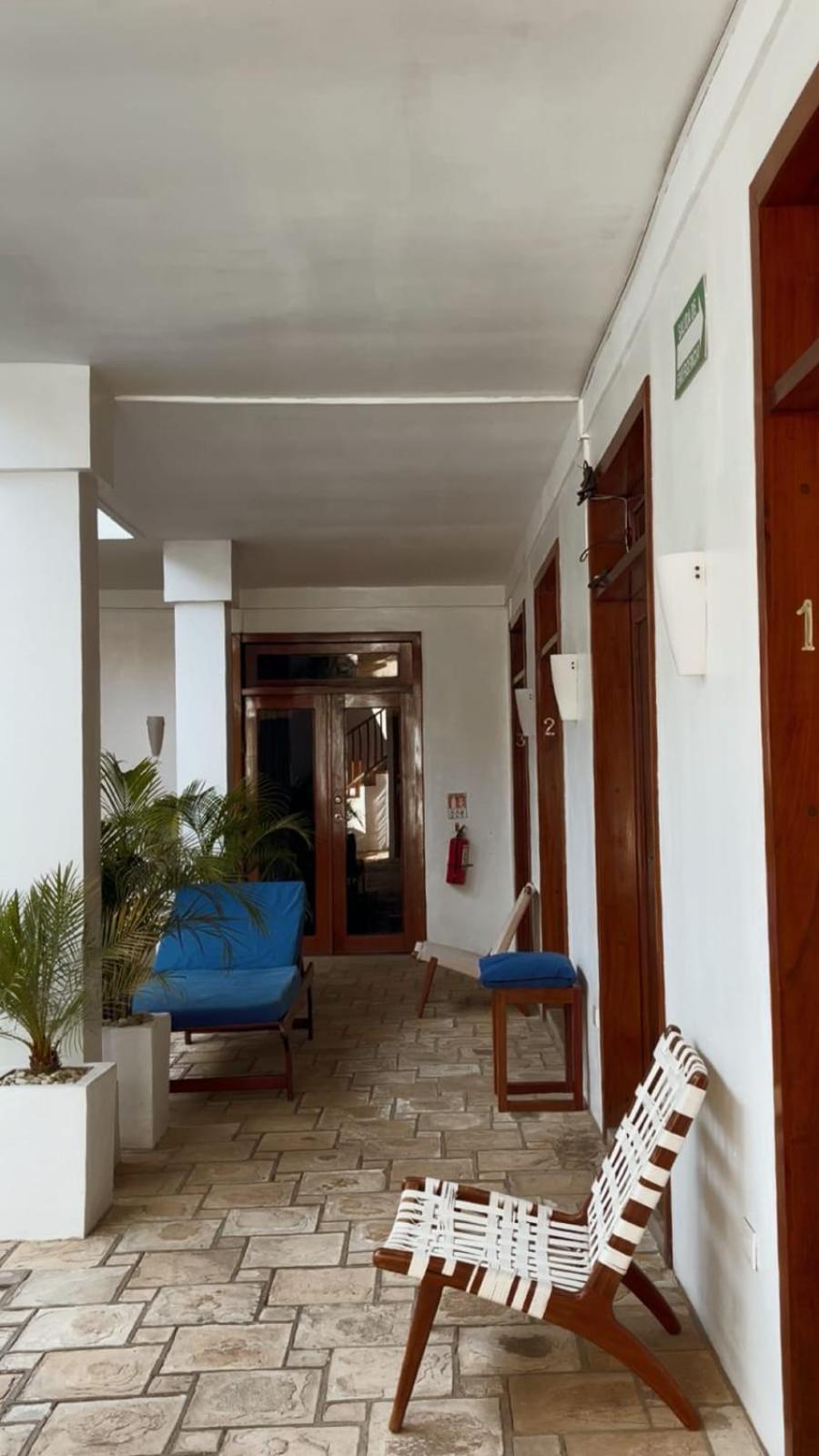 Hotel And Coffe Azul León Екстериор снимка